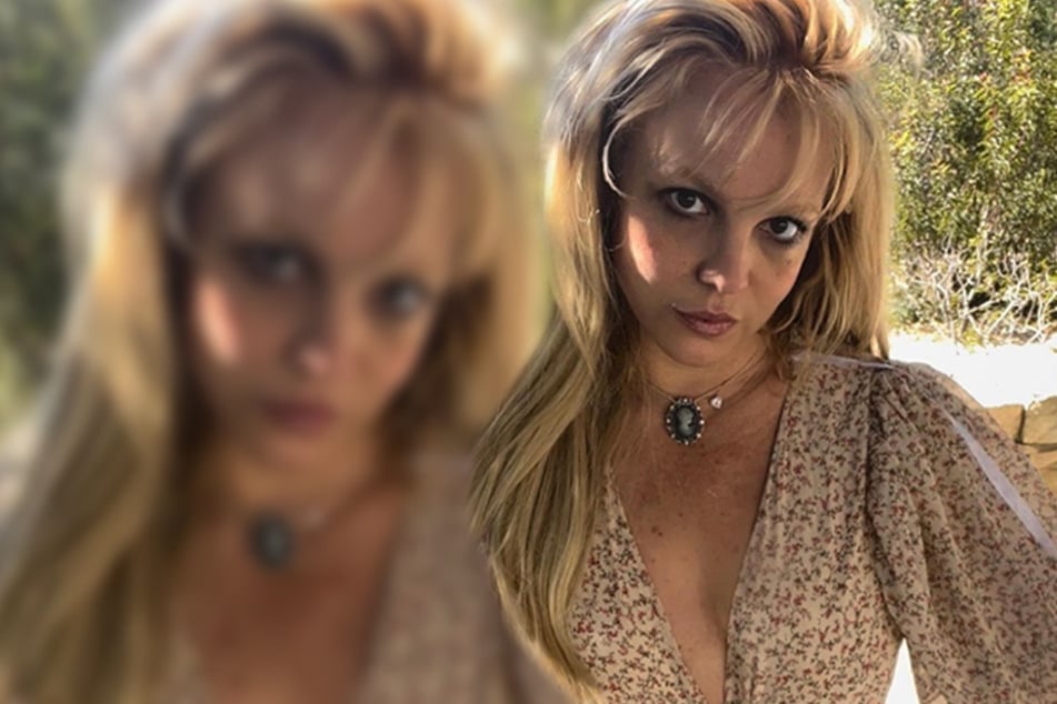 Britney Spears has reportedly landed a $15 million book deal with Simon & Schuster publishing company.