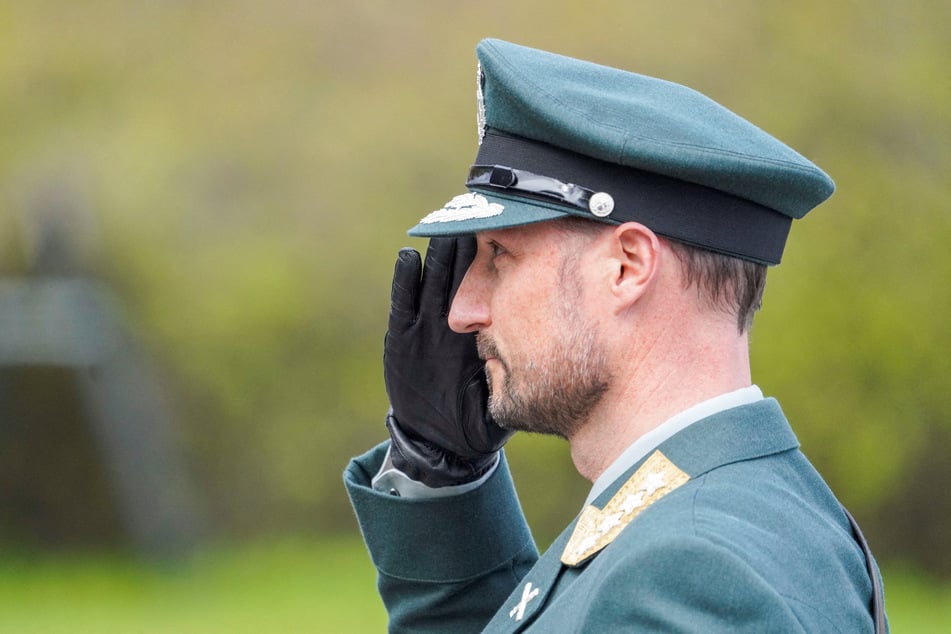 Norway's Crown Prince Haakon will assume the throne after his father's death.