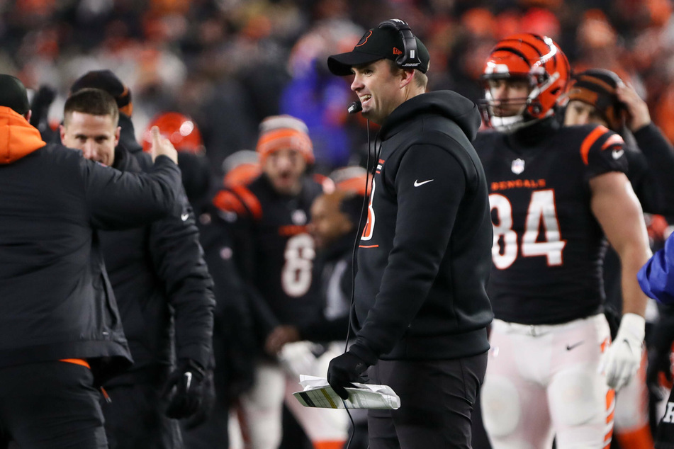 Cincinnati Bengals head coach Zac Taylor (c).