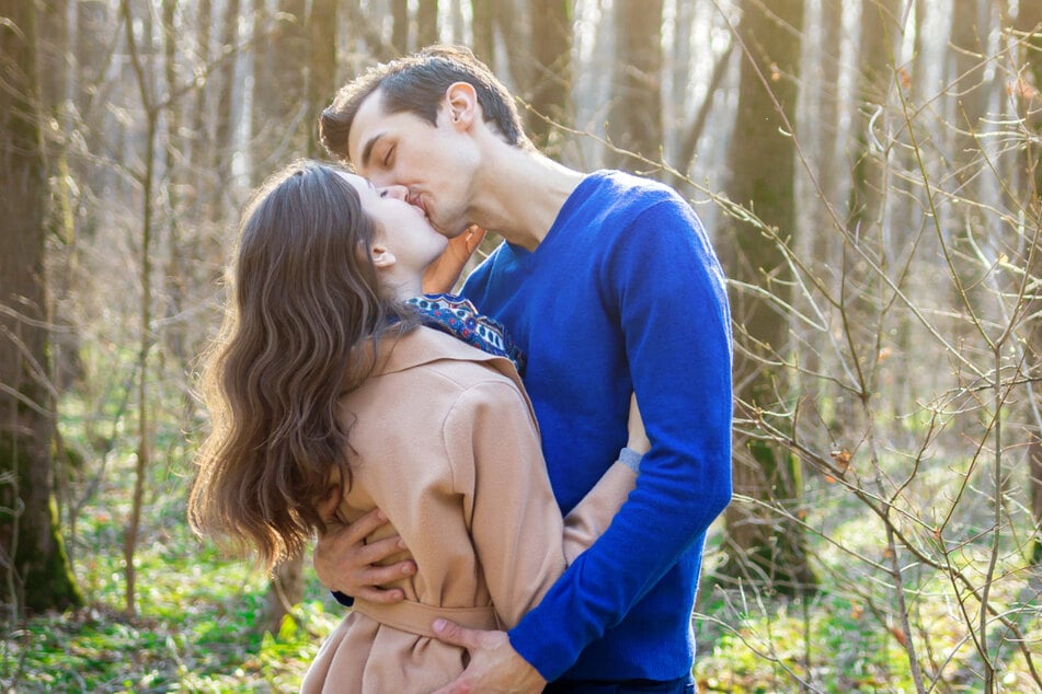 Investing in first impressions increases your chances of a kiss on a date (stock image).