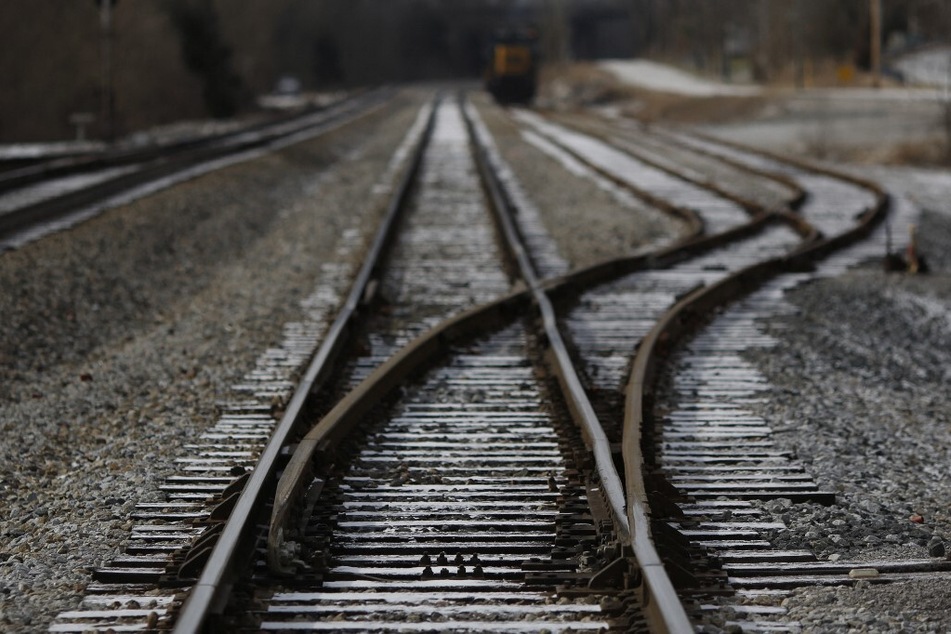 The Kentucky derailment has ruined Thanksgiving plans in Livingston and surrounding areas.