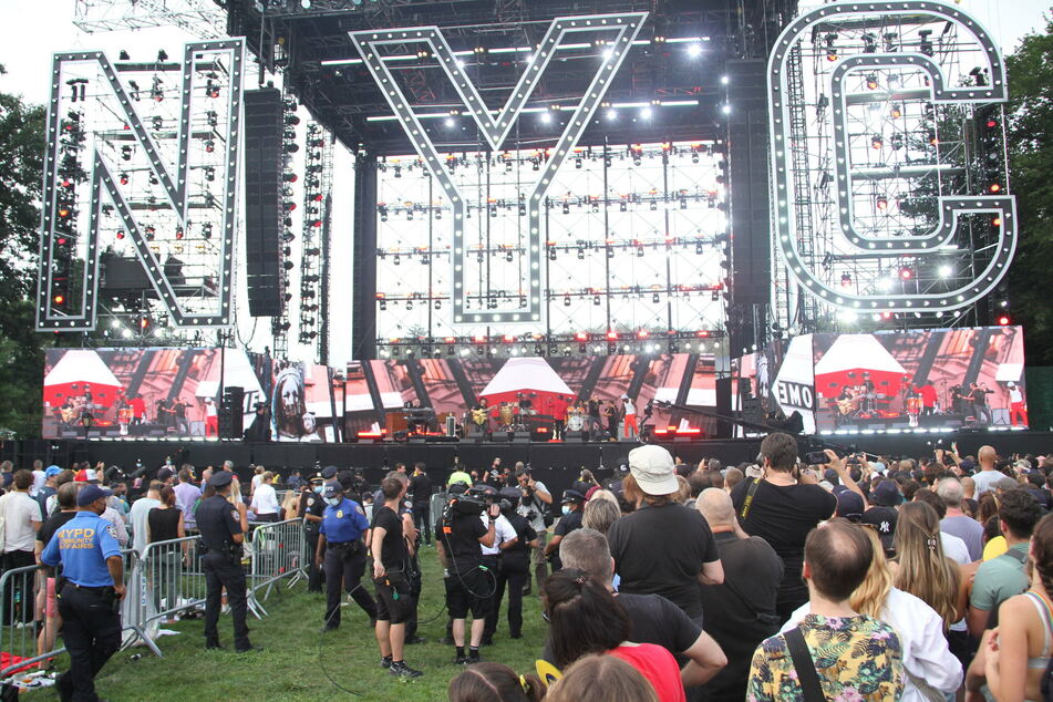 New York hosts star-studded Homecoming Concert, but weather throws a wrench