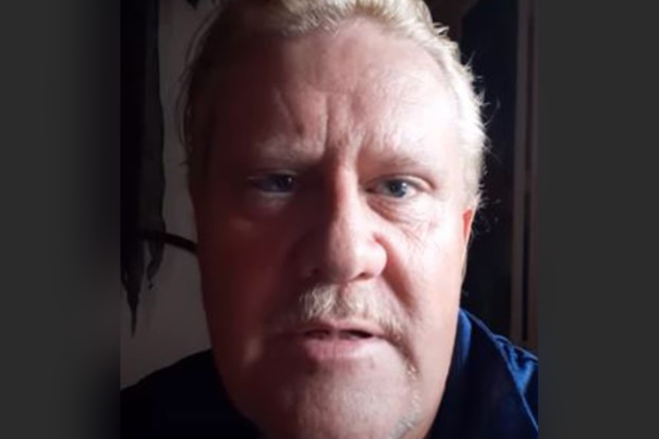 Trent Paschal (48) has posted a video on YouTube in which he confesses the murder of his wife.