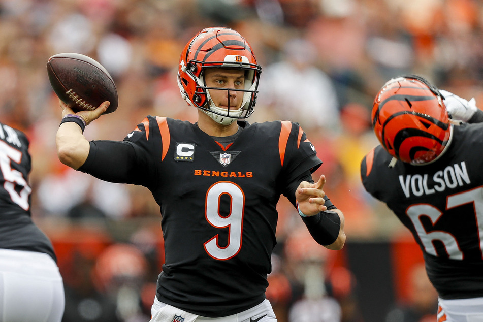 Cincinnati Bengals star Joe Burrow currently leads the NFL in annual salary.