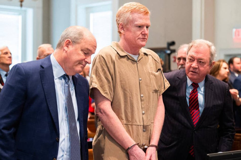 Alex Murdaugh's (c.) case became a phenomenon, sparking popular TV docu-series and drama shows.
