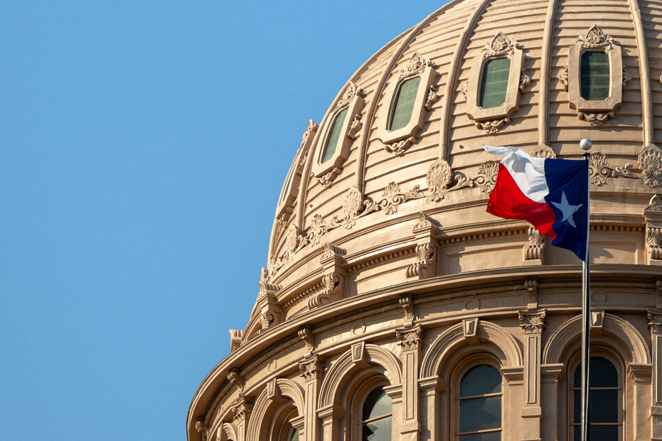 Texas Democrats return after fleeing to fight redistricting push