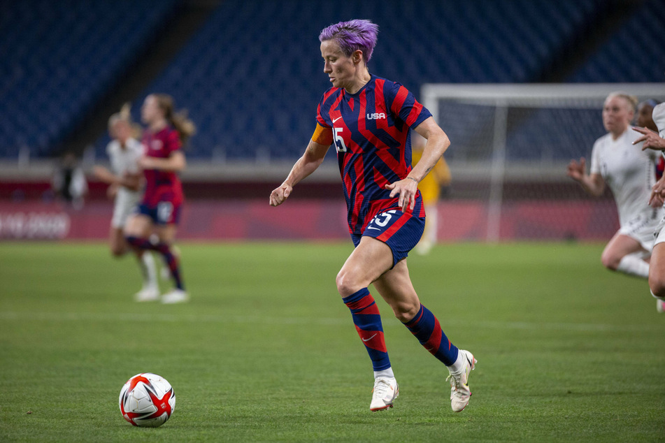 Coach Andonovski switched out five of his starters and inserted Megan Rapinoe and Carli Lloyd up front.