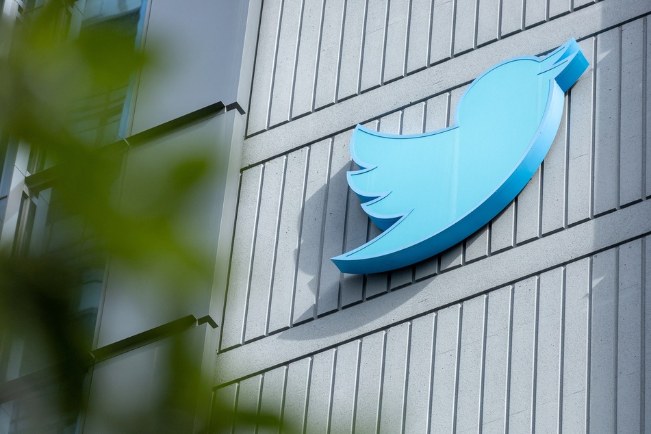 Twitter employees file lawsuit as mass layoffs kick off the Elon Musk era