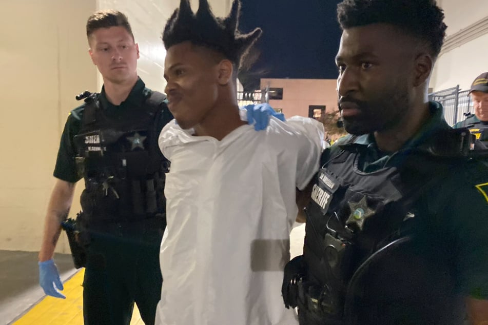 Florida man kills journalist and child in shooting rampage