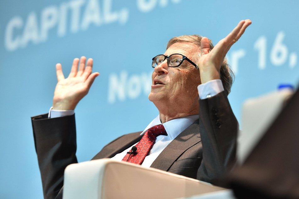 Tinder responds to rumors that Bill Gates is swiping right on the app
