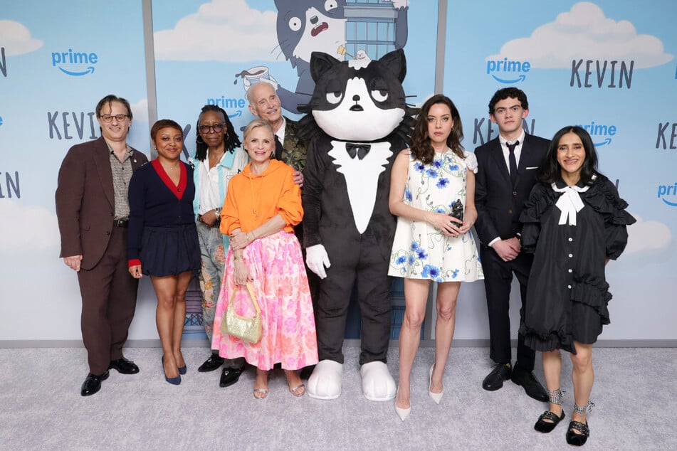 Aubrey Plaza (third from r.) together with her Kevin crew at the Metrograph in New York.