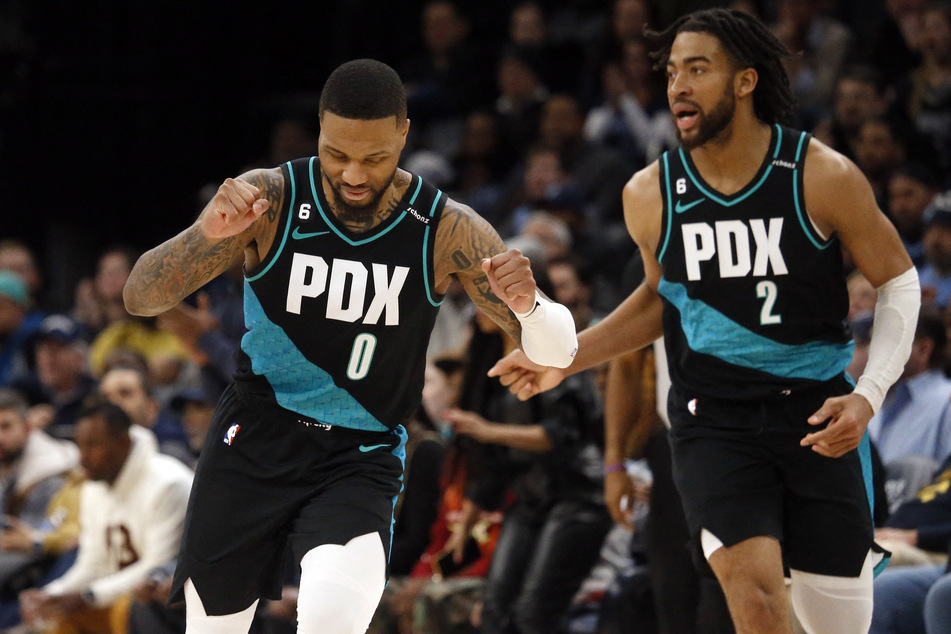 Damian Lillard made it five games in a row with over 30 points for the Portland Trail Blazer in their win over the Memphis Grizzlies.