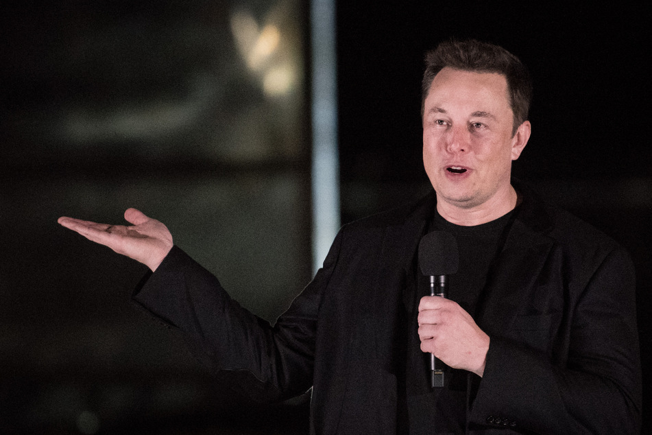 Elon Musk gives all Twitter employees an "extremely hardcore" ultimatum