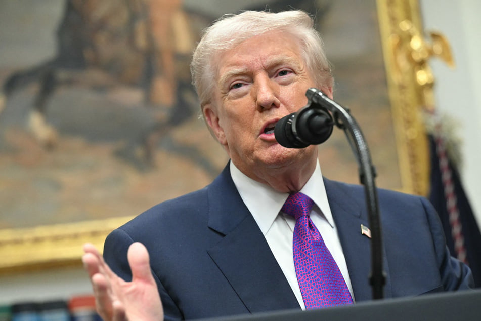 President Donald Trump threatened on Thursday that Iran must make a deal with the US on its nuclear program or it will face "very traumatic" consequences.