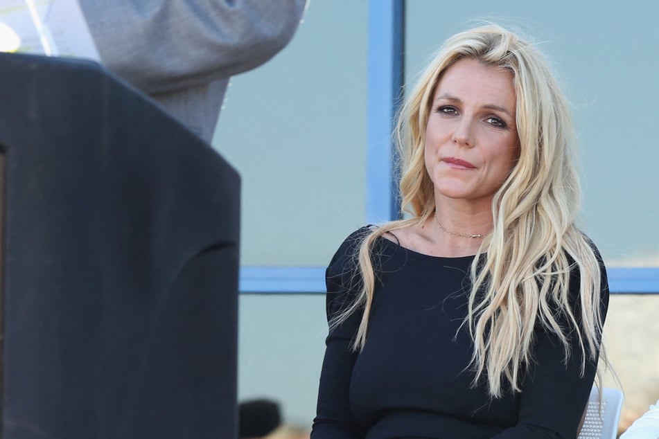 Britney Spears avoids jail time as she enters plea in DUI case