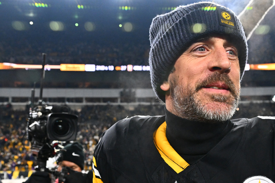 NFL quarterback Aaron Rodgers has officially decided to return for a 22nd season in the league, opting to come back to the Pittsburgh Steelers.