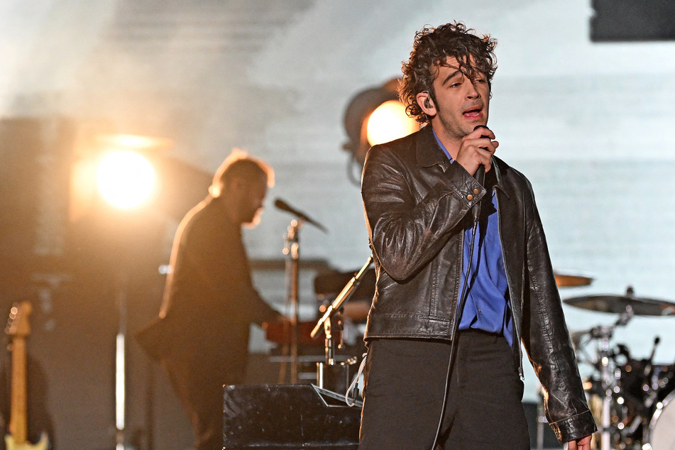 Matty Healy's recent dismissal of the controversy surrounding his racist comments has stirred even more backlash from fans.