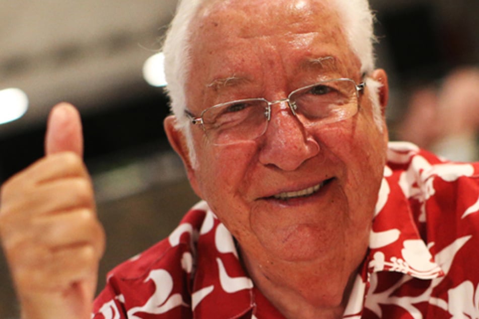 Vans announces death of co-founder Paul Van Doren