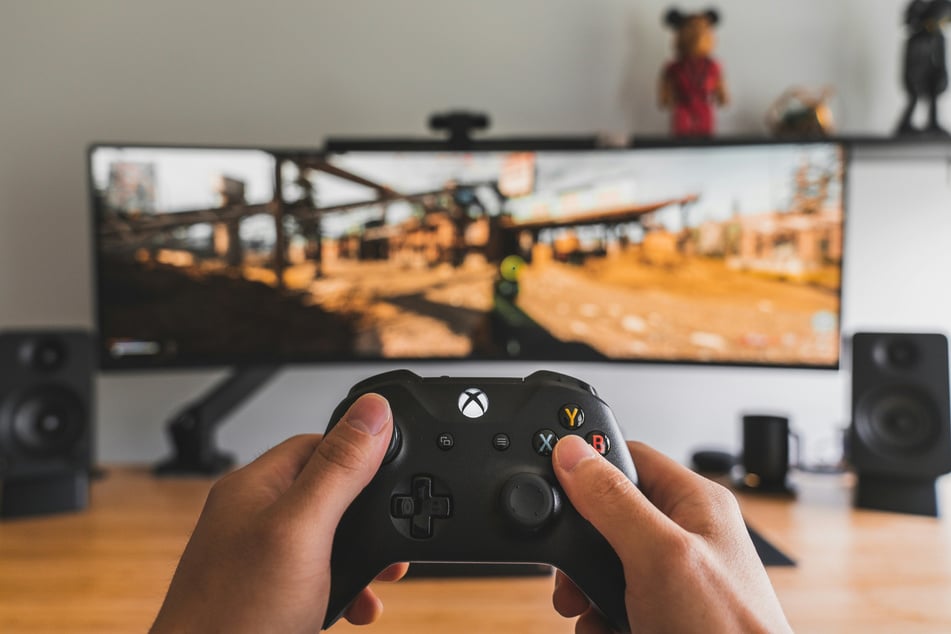 Existing air traffic controllers revealed that gaming had inspired them to enter the career, inspiring the new hiring movement.