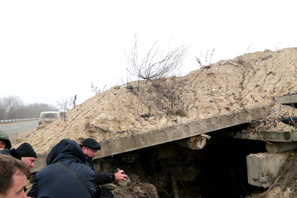 Ukraine fighting intensifies as sanctions rain down on Russia