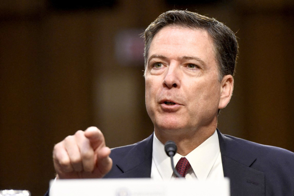 Federal prosecutor leading James Comey case abruptly quits