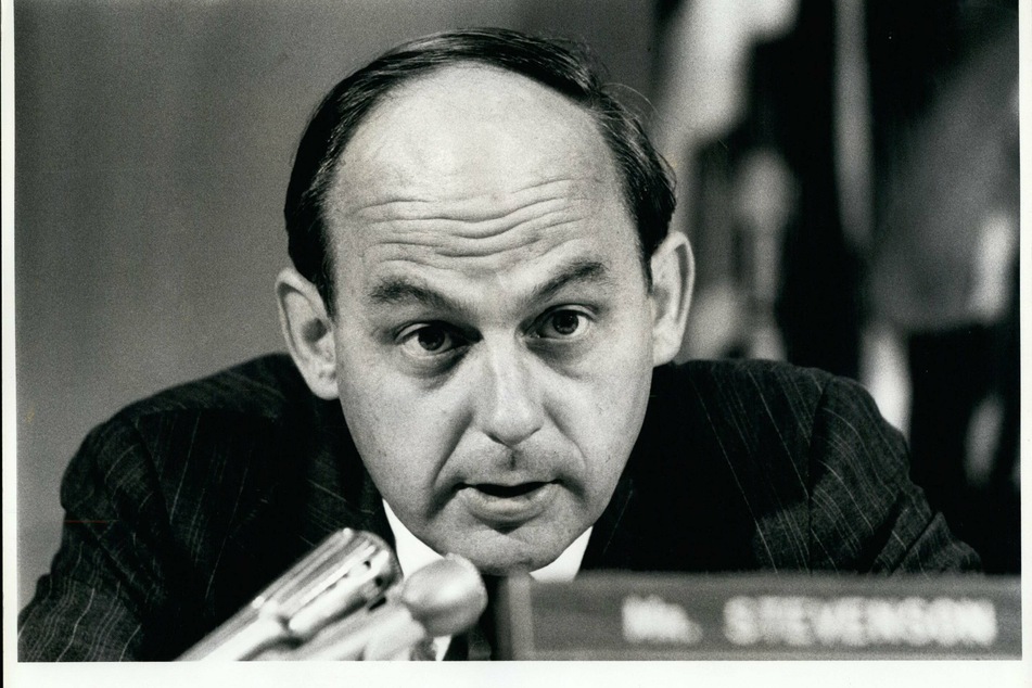 Adlai Stevenson III speaks during Senate hearings in 1975 (archive image).