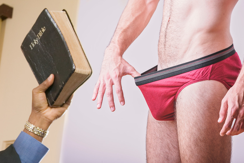 New study suggests link between devoutly Christian areas and Googling penis sizes