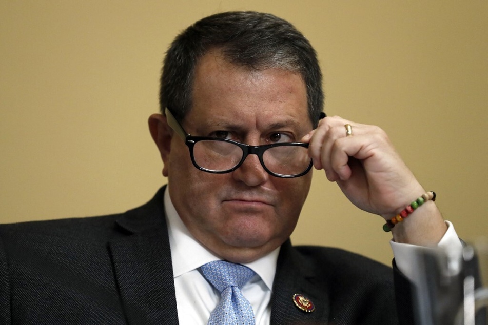 US Representative Joe Morelle has introduced the Preventing Deepfakes of Intimate Images Act to make non-consensual deepfake porn illegal.