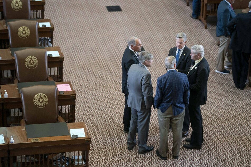 Texas Senate passes bill that removes requirement for teachers to label Ku Klux Klan "morally wrong"