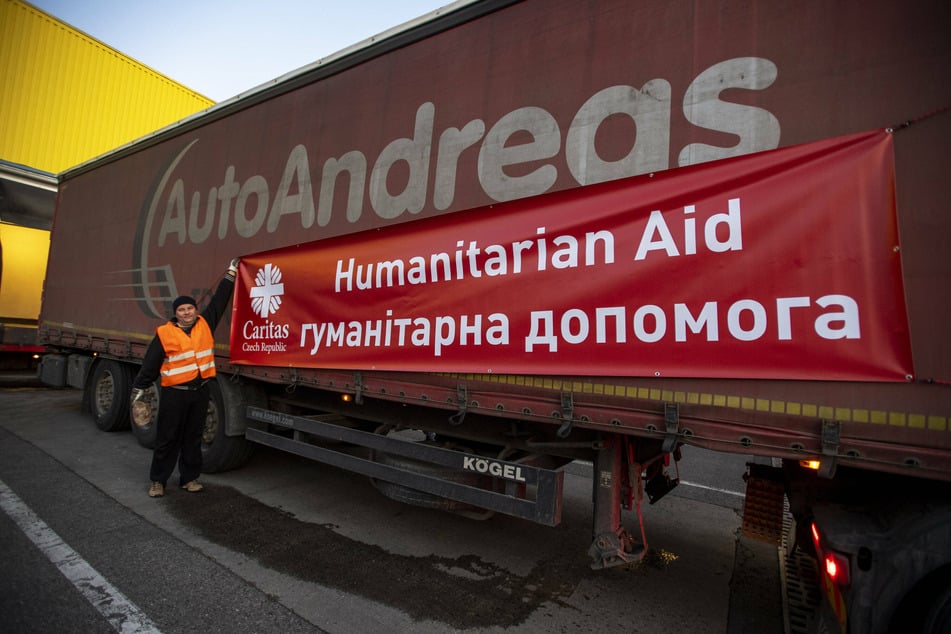 Humanitarian aid from the Czech Republic on its way to the city of Mariupol.