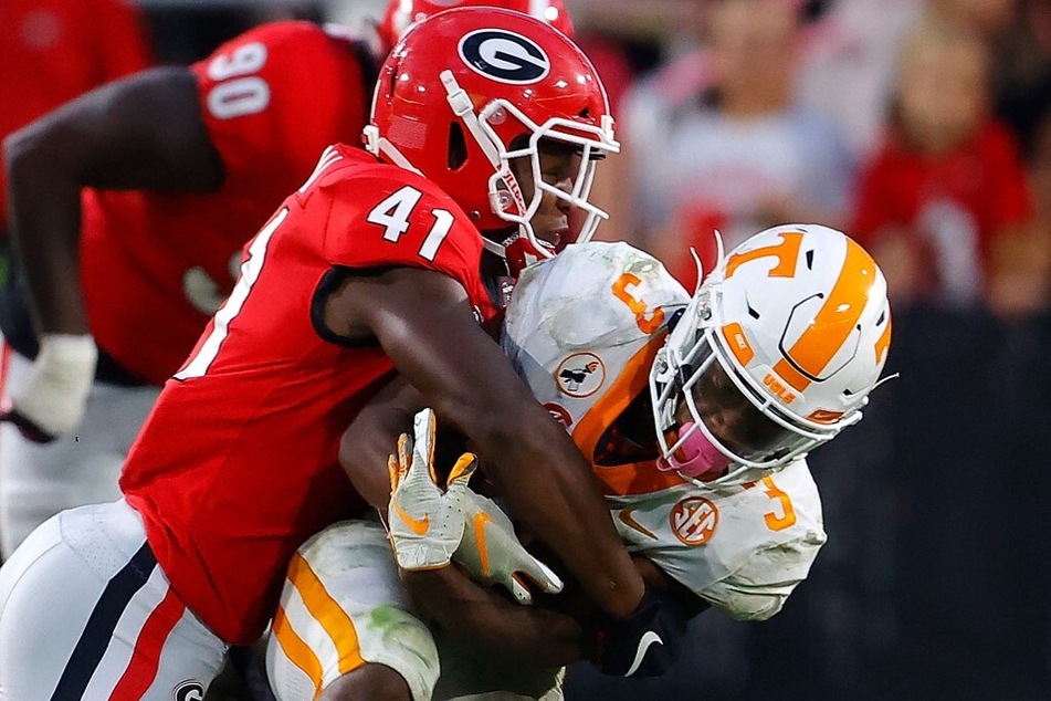 College football: Week 10 headlined by SEC-East division title match