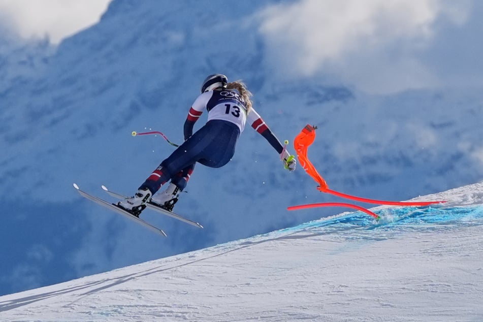 Lindsey Vonn drove into a gate before her fall at February's Winter Olympics.