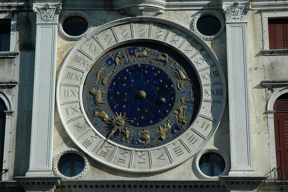 Today's horoscope: Free daily horoscope for Wednesday, December 27, 2023