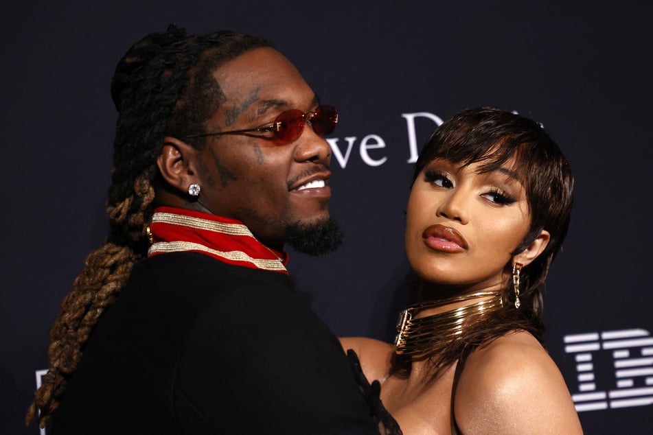 Cardi B says adieu to drama with hubby Offset at Paris fashion show!