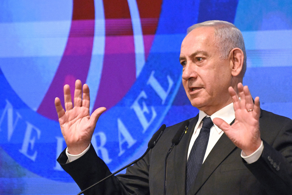 Netanyahu begs Israel's president to pardon corruption charges and end "deepening divisions"