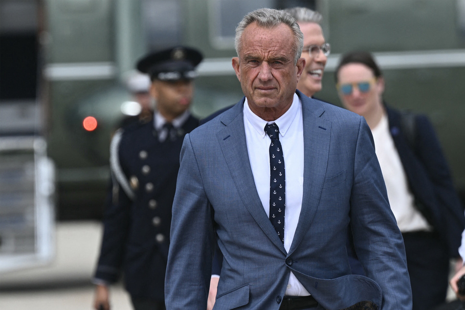 RFK Jr. defends mass firings as purge of US health agencies begins