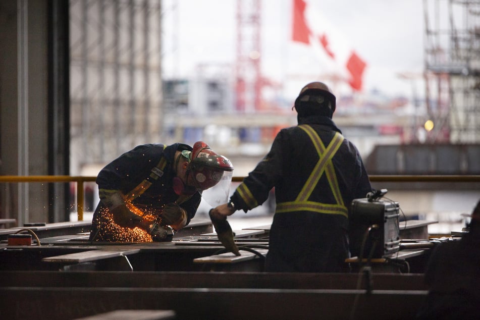 With new ships, Canada aims to become "icebreaking superpower" in Arctic