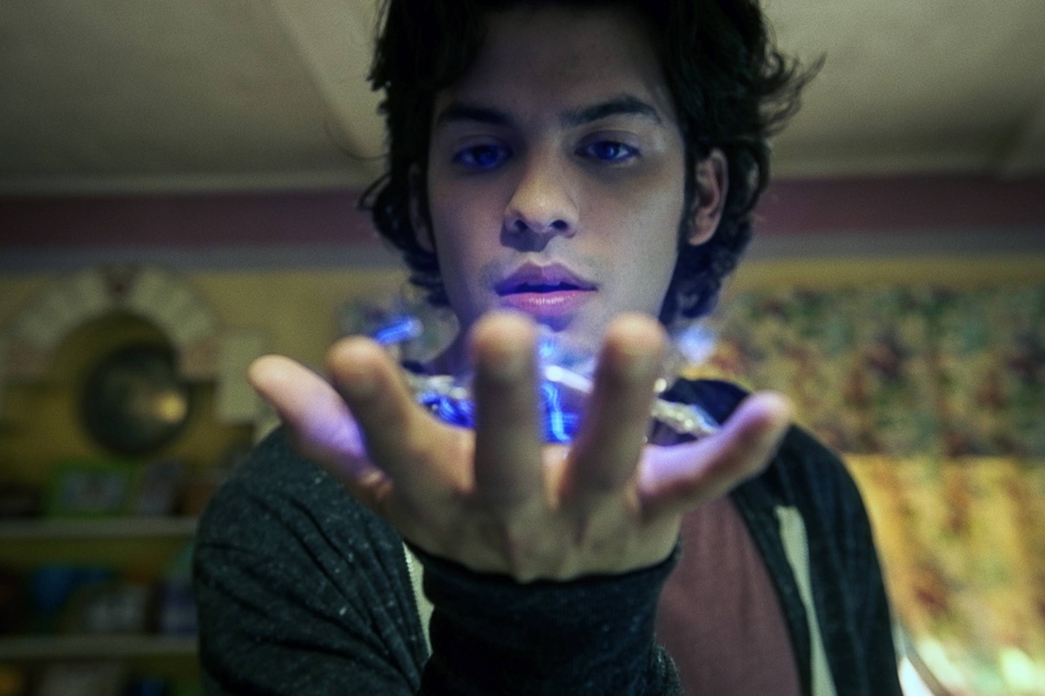 Xolo Maridueña stars as Jaime Reyes in Blue Beetle.