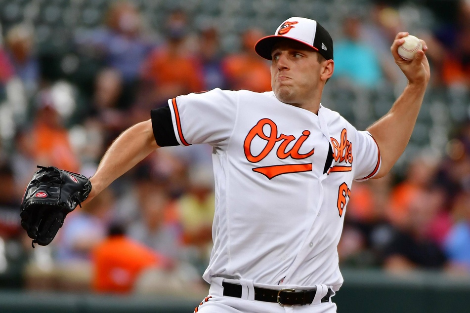 MLB: Means misses out on perfection, but still throws a no-hitter to manhandle the Mariners