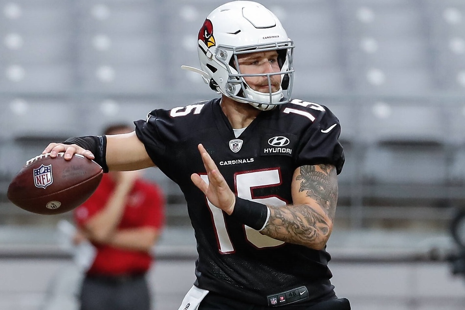 Cardinals quarterback Chris Streveler led Arizona with 12-for-24 passing for 107 yards.