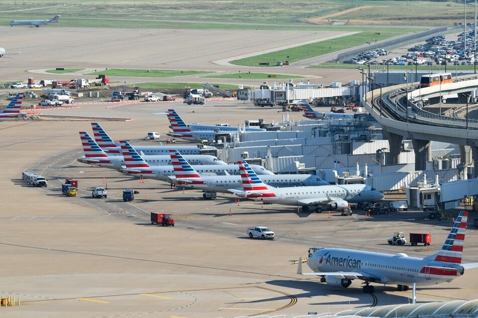 The Federal Aviation Administration announced that it will end cuts to domestic flights that were mandated during the government shutdown.