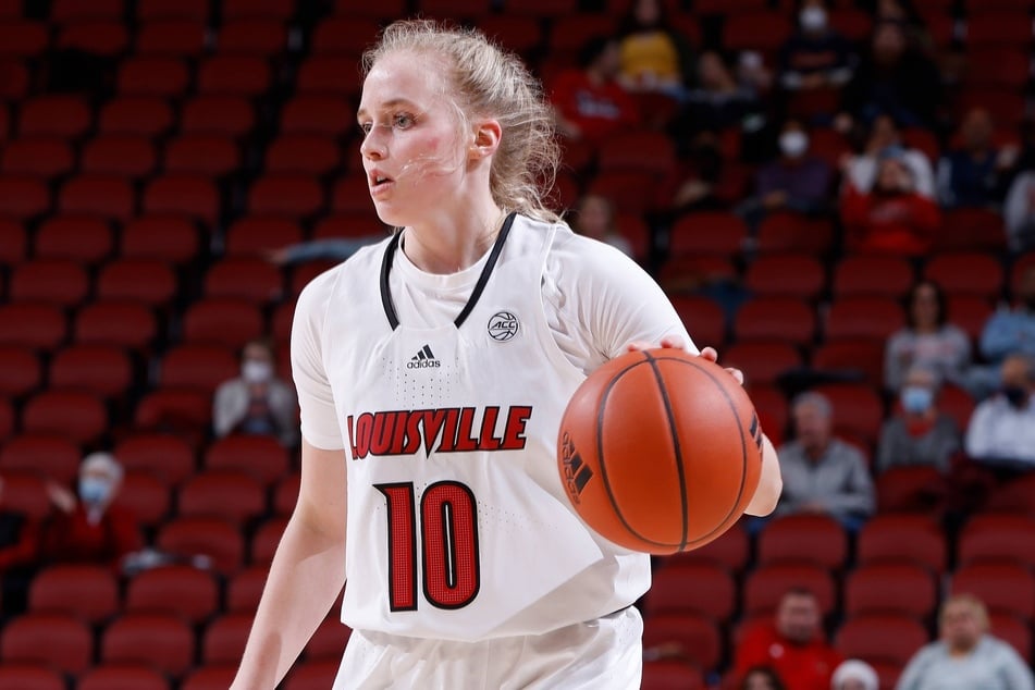 Cardinals guard Hailey Van Lith scored a game-high 22 points against the Wolverines on Monday night.