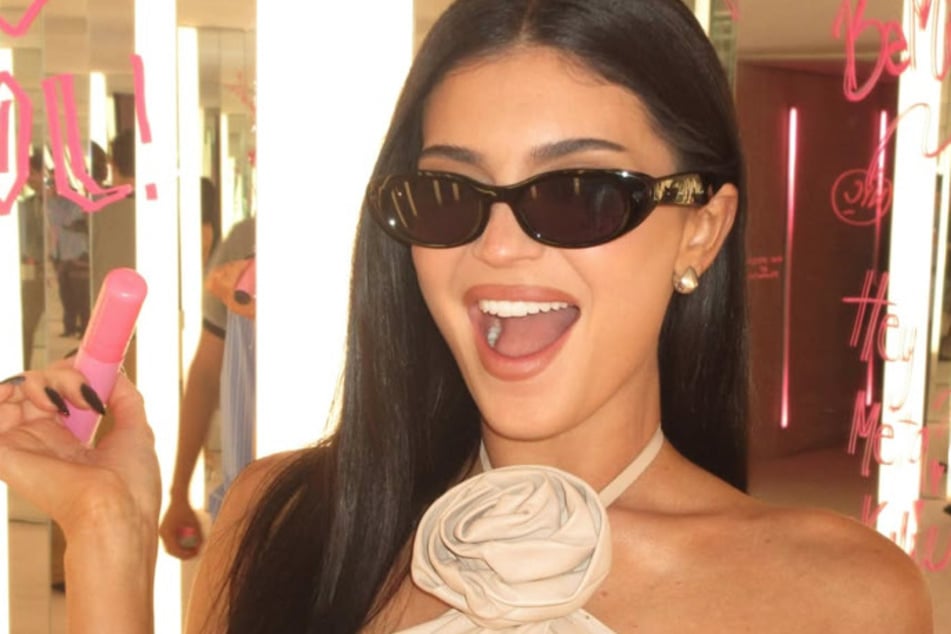 Kylie Jenner paid homage to her "King Kylie" era with her latest partnership.