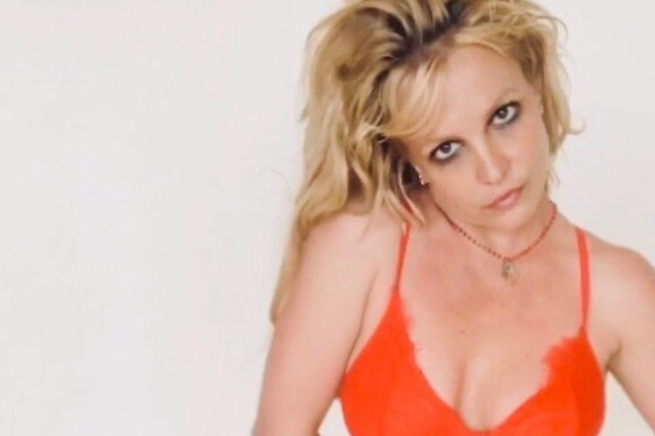 Is Britney Spears' dad stopping her from marrying and having kids?