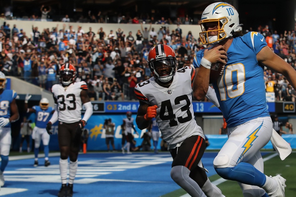 NFL: The Chargers escape with the win after a thrilling QB shootout with the Browns