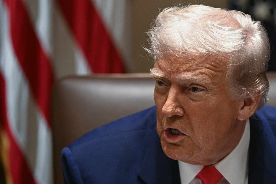 US senators ask SEC for Trump insider trading probe