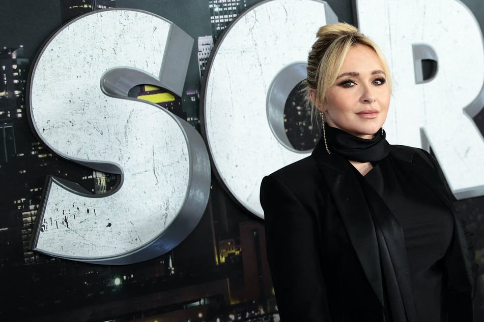 Hayden Panettiere reveals Oscar-winning star exposed himself to her in shocking memoir