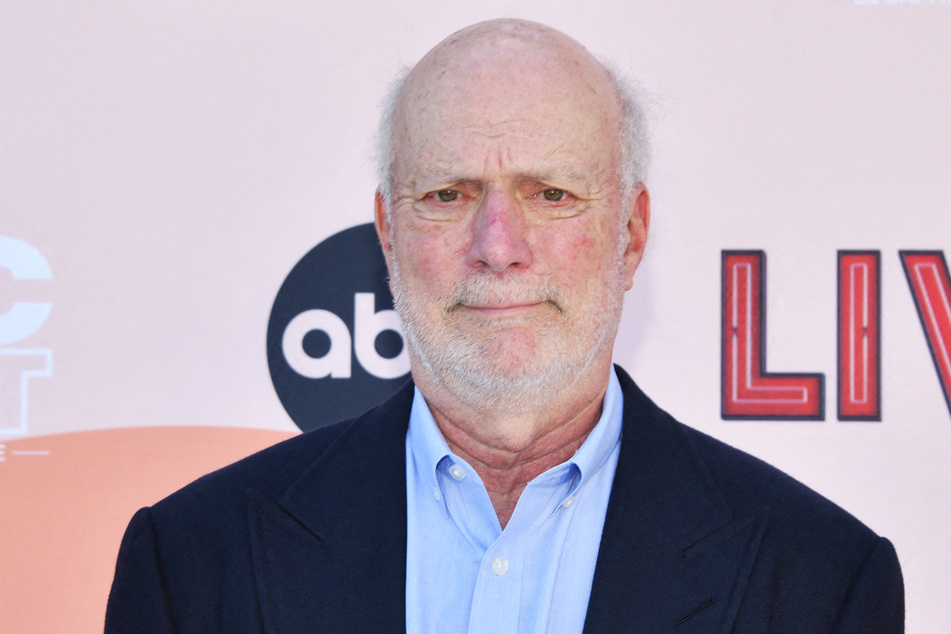 Prolific TV director and creator James Burrows has died at the age of 85.