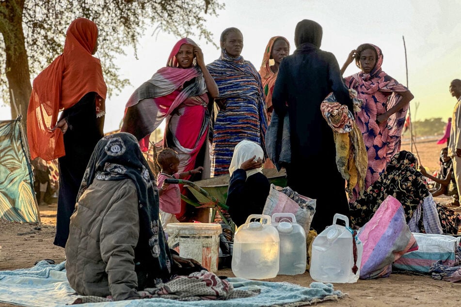 Thousands in Sudan's El-Fasher feared "in grave danger" after fall to RSF