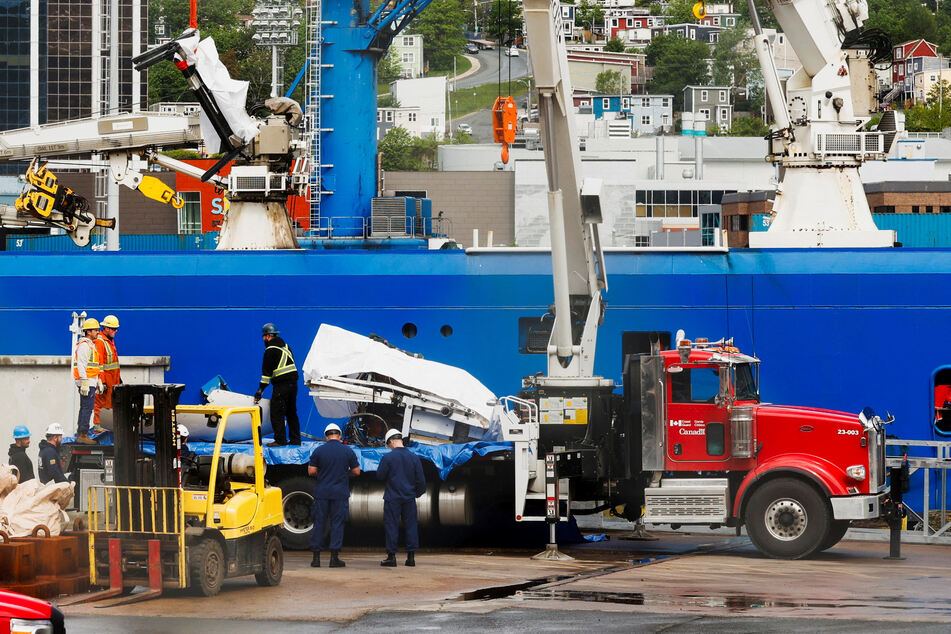Coast Guard finds "presumed human remains" in Titan sub wreckage